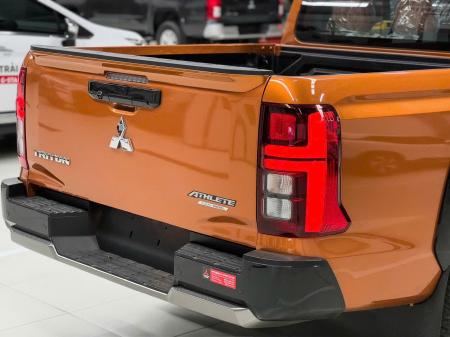 Mitsubishi Triton 4x4 AT Athletez6349994921391_05d398e67cd4511d30a507790e30d15d