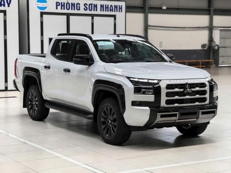 Mitsubishi Triton 4x4 AT Athletez6371138394817_0b3b8866f9d20e0f1749e2e3a2974e7e