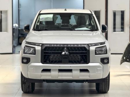 Mitsubishi Triton 4x2 AT GLXz6371140744311_c94b73e0935cca60bbfe61e35e143340